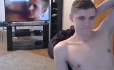 Twink Works Up A Sweat Rubbing One Out On Webcam