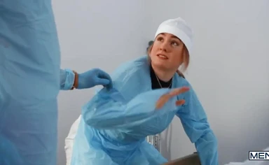 The obstetrician sucks the guy next to his wife giving birth