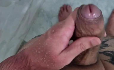 DO YOU THINK THIS PENIS IS BIG&quest; BEATING IT UNTIL YOU CUM